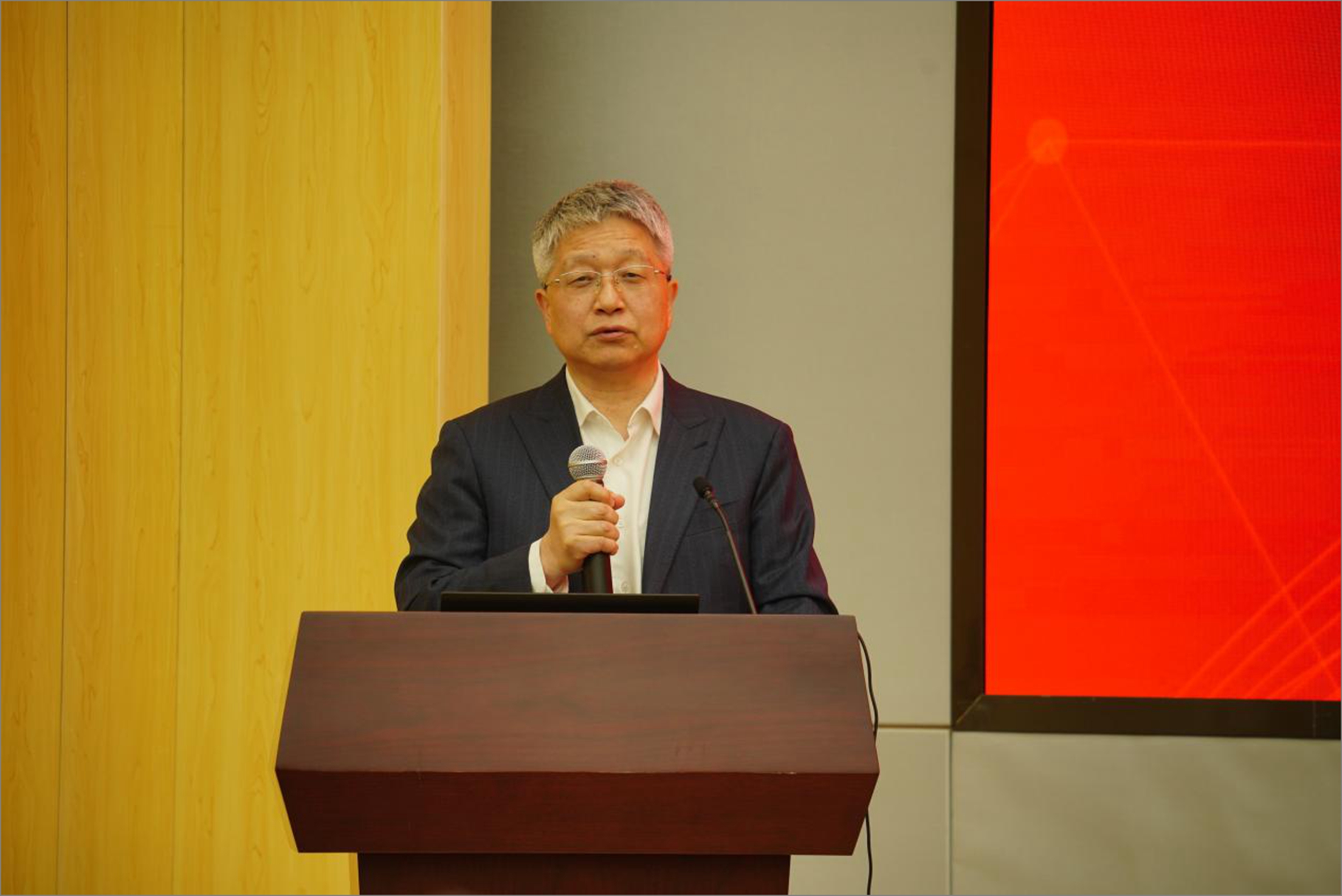 image2.jpg